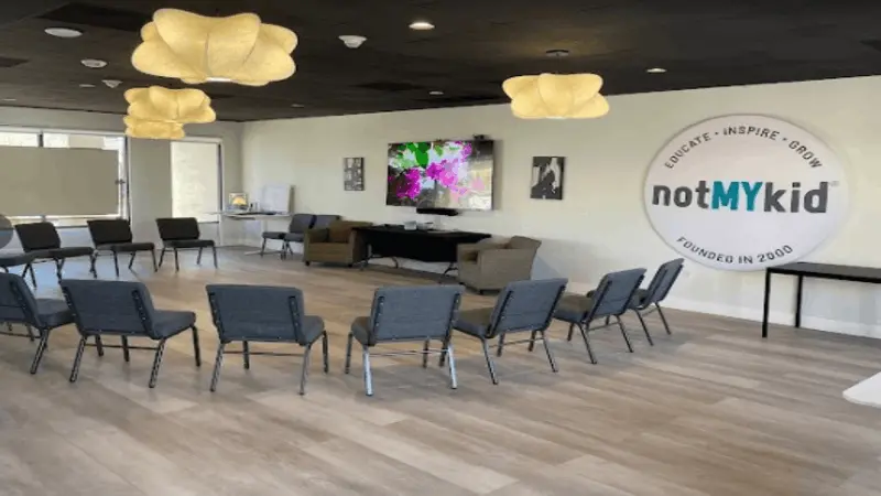 notmykid-offers-dedicated-group-therapy